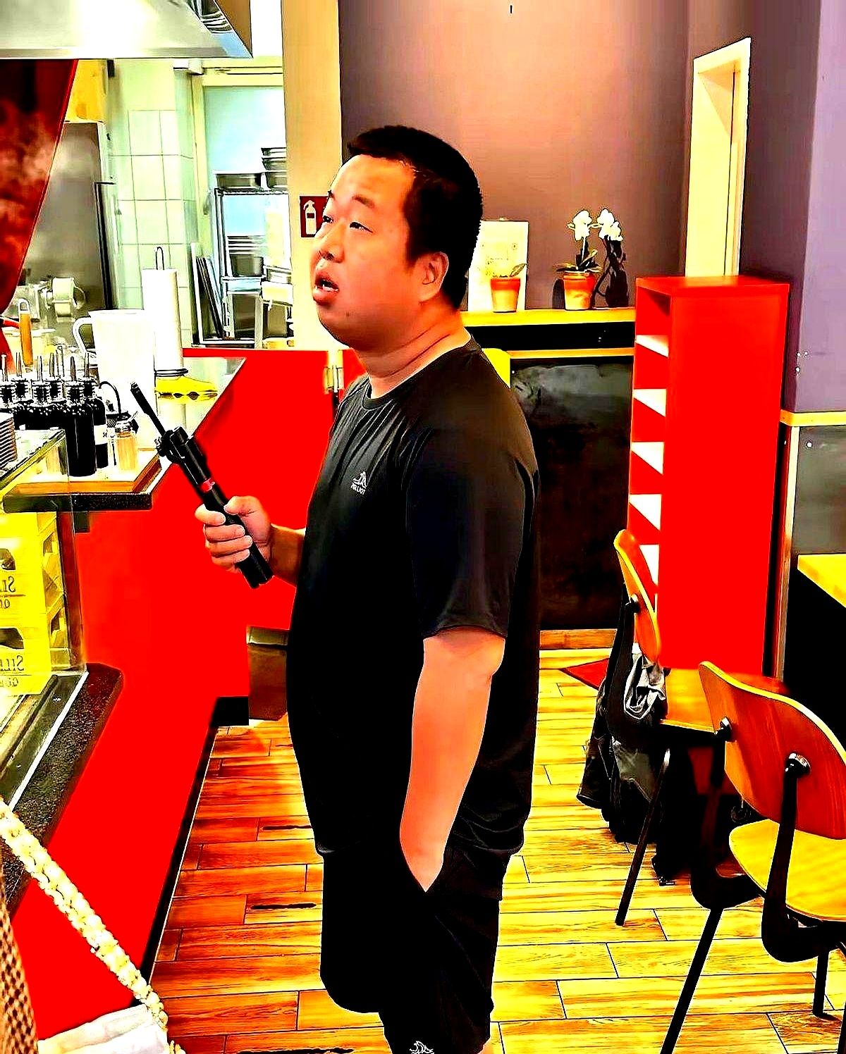 潜力鸭：反消费潮流，富豪们如何将财富转化为生活质量与自由