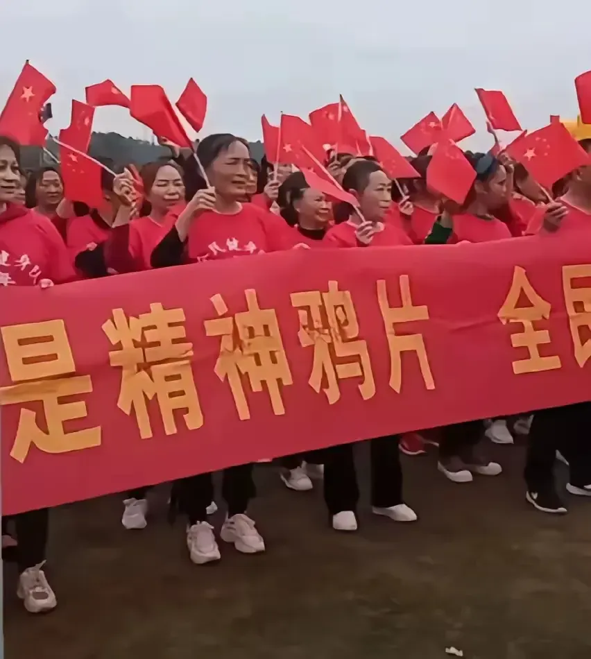 超单助手邀请码：马化腾与马斯克，科技向善与商业价值的深度对比分析
