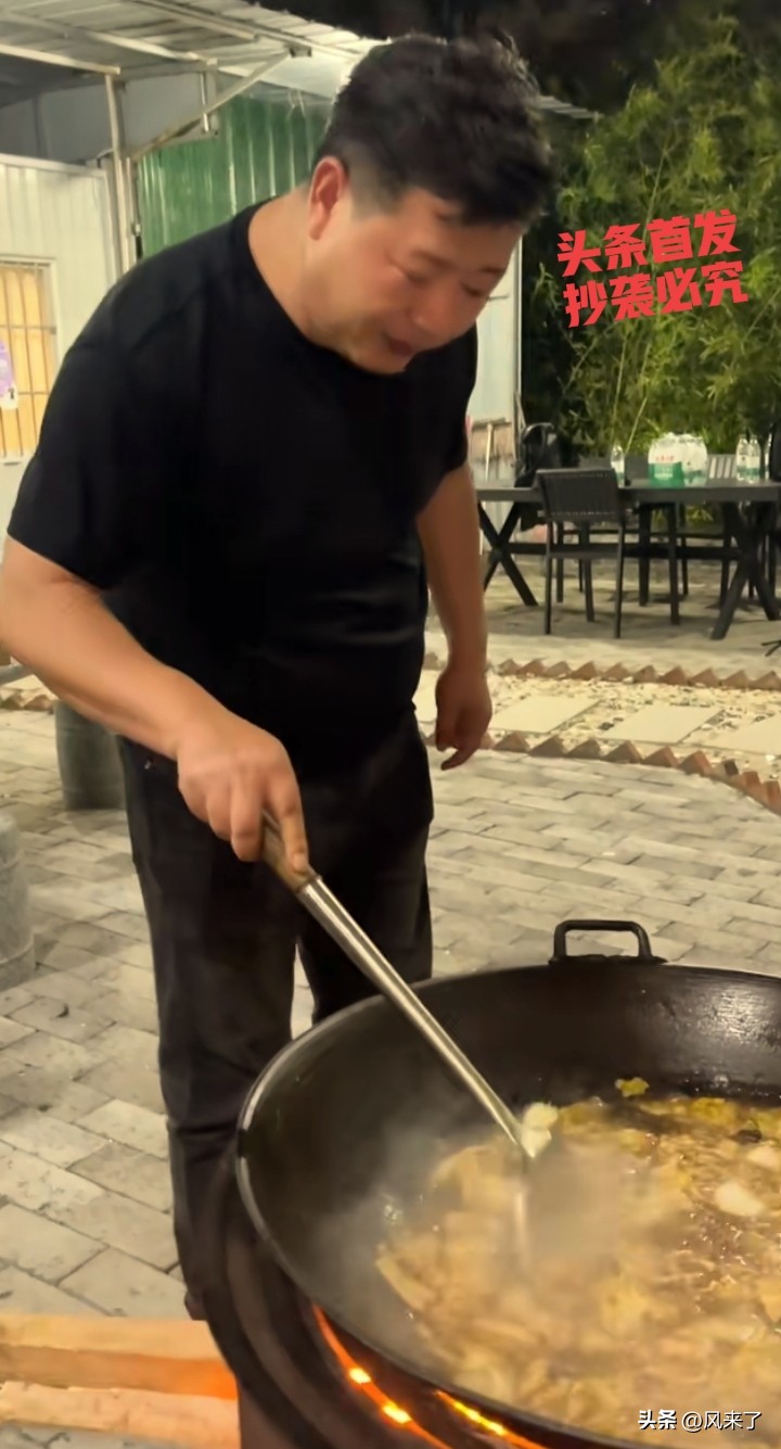 超单助手怎么用：自媒体成功之道，如何应对网络舆情与负面评论