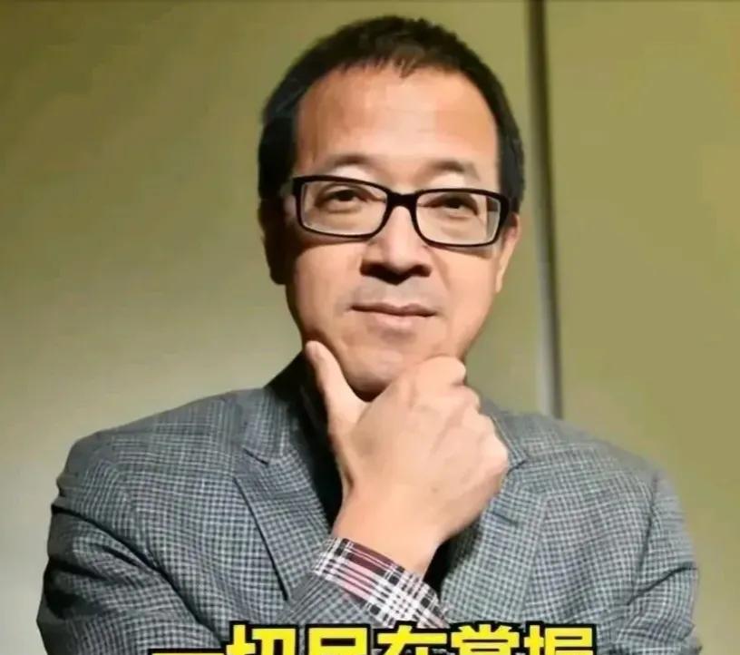 觉醒助手：董宇辉与易中天的对话，历史名将启示人生哲理