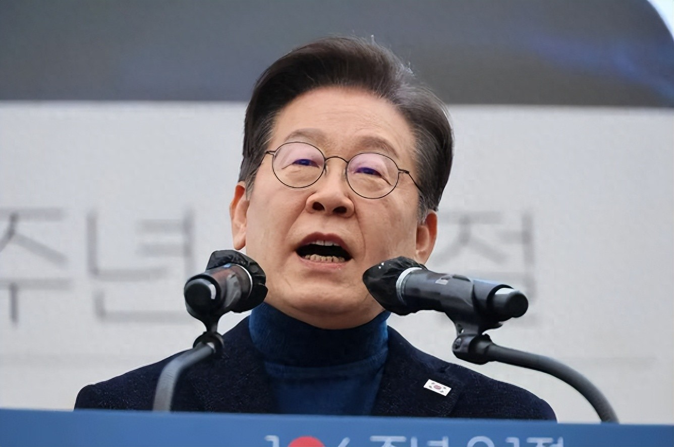 超评助手怎么用：韩国拒绝美国3500亿美元投资，李在明警告重蹈1997金融危机覆辙