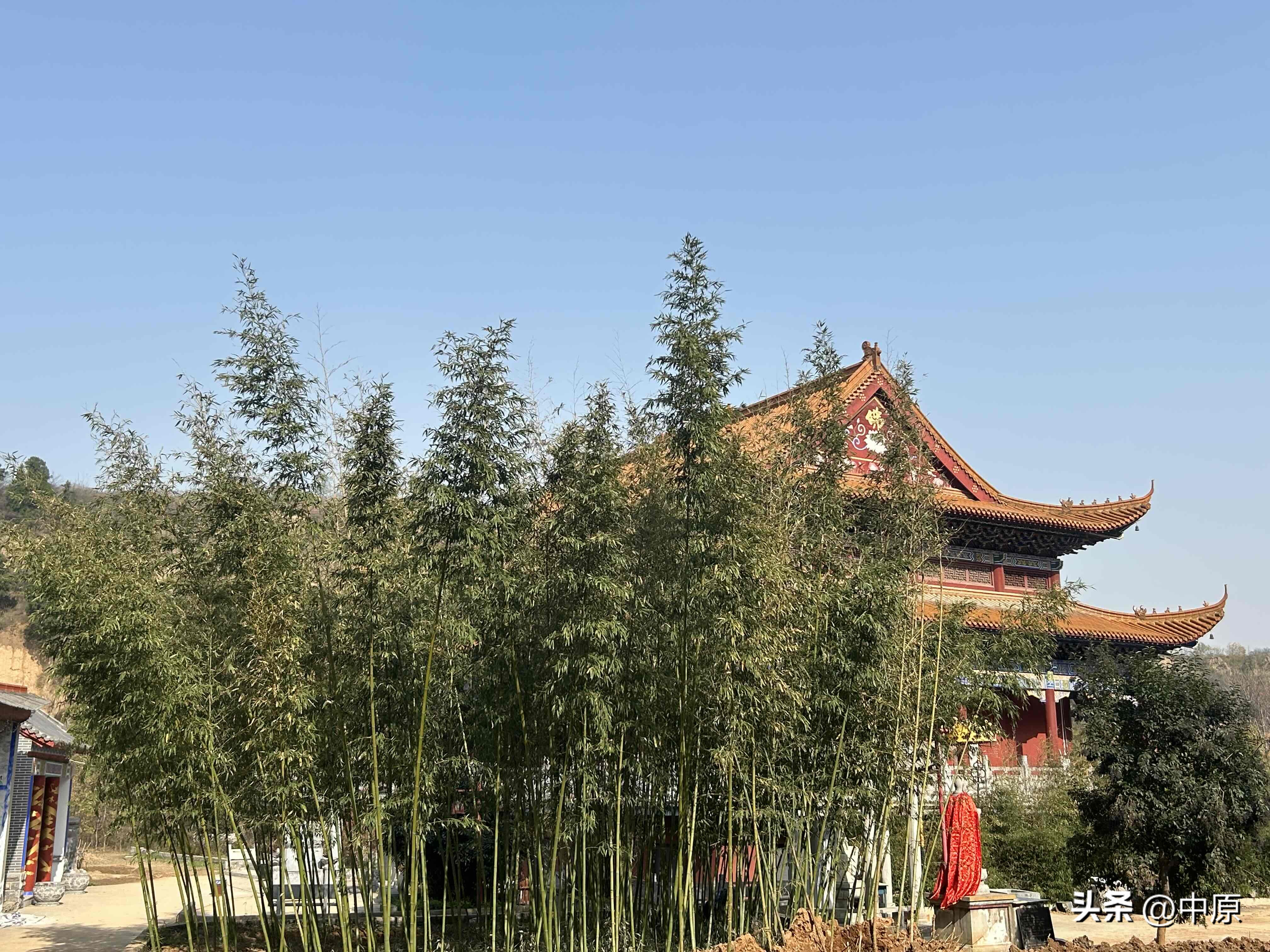 多宝助手：秋日探访竹林寺，感受千年古刹的宁静与灵动