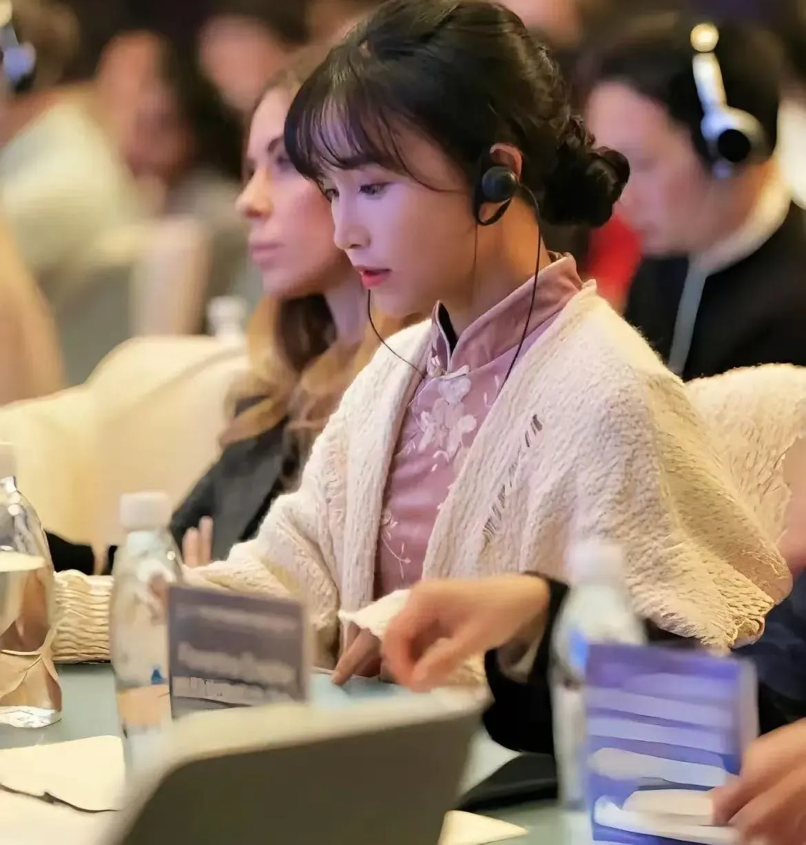 番茄助手：李子柒如何让传统手艺焕发新生，文化复兴与电商的完美结合