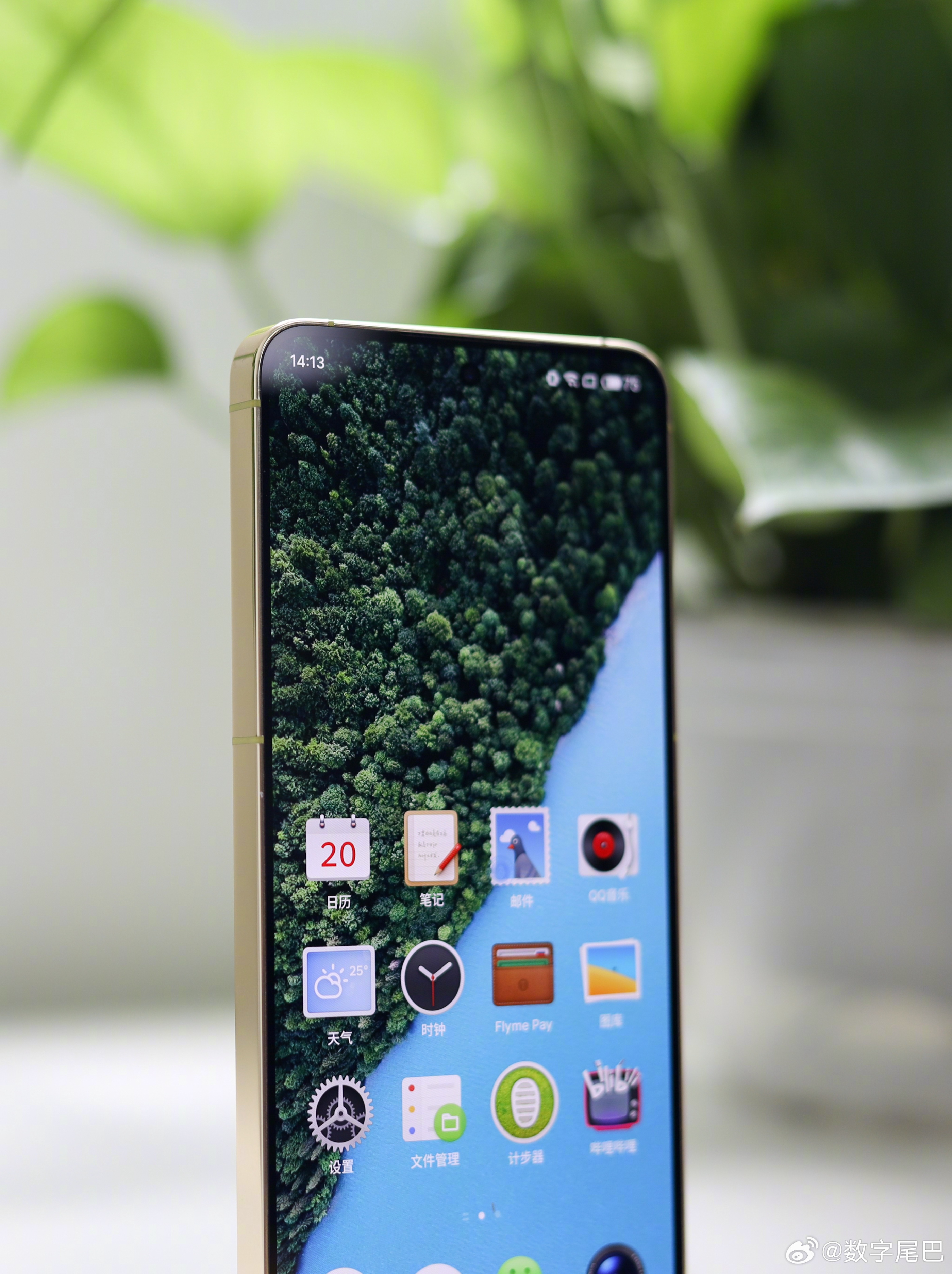 小J助手：锤子OS或将复活，罗永浩新创业聚焦AI与智能终端设备