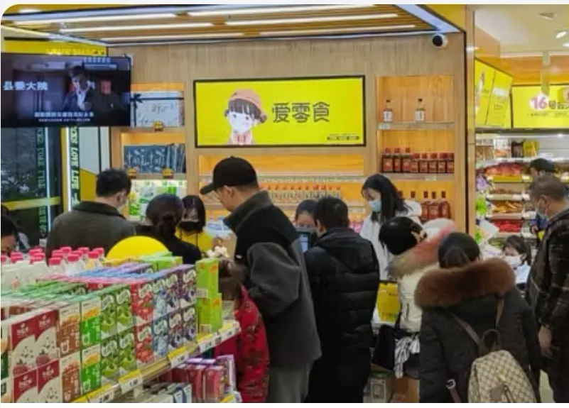 快火助手拼多多：零食品牌涨价撤回引加盟商抗议，行业焦虑加剧