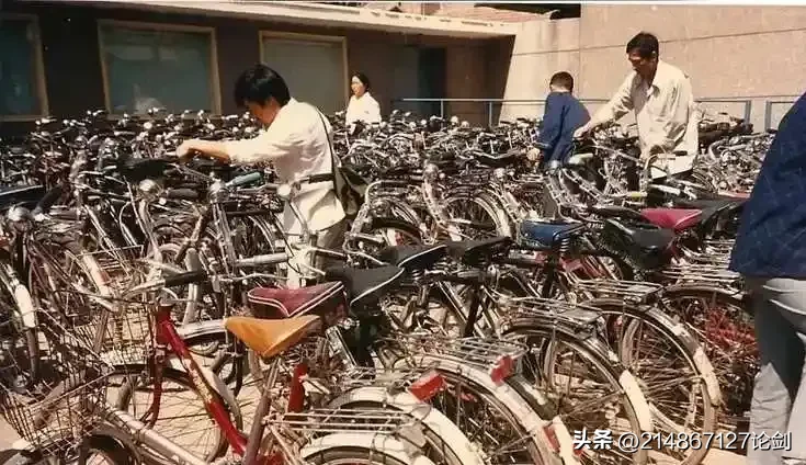 易评助手补单软件：从自行车到电动车，探讨代步工具的演变与未来趋势