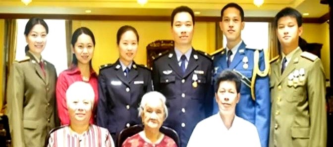 多多精灵：从保姆到CEO，16岁女孩在深圳流浪后的逆袭故事