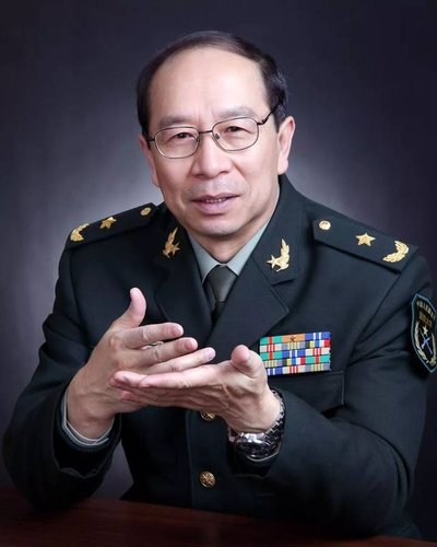 拼多多开团软件网站：未来AI技术将改变人类工作模式，警惕失业危机与新职业崛起！