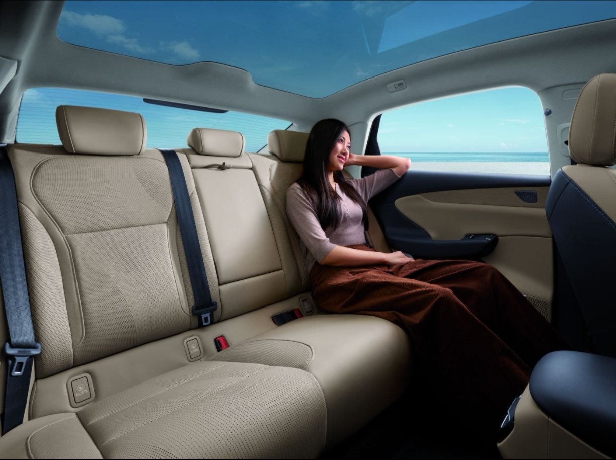 多多精灵下载官网：红旗天工05，国潮魅力与智能科技的完美结合，打破国产车豪华新标杆