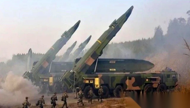 无名助手：美国四星上将威胁中国，核弹头数量激增背后的真实意图分析