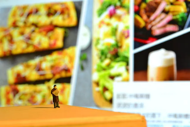 小评评助手：京东外卖的品质优势何在？消费者视角下的竞争分析与思考