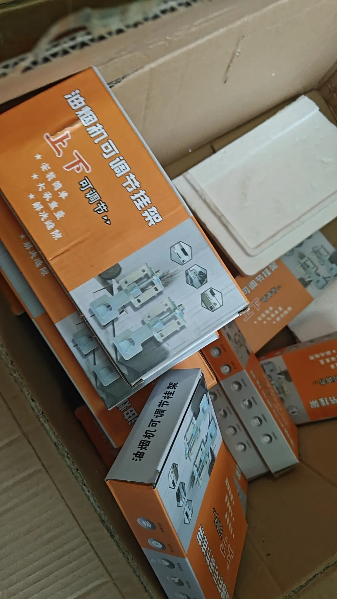 小评评助手下载：实体店面临电商挑战，如何转型提升顾客体验？