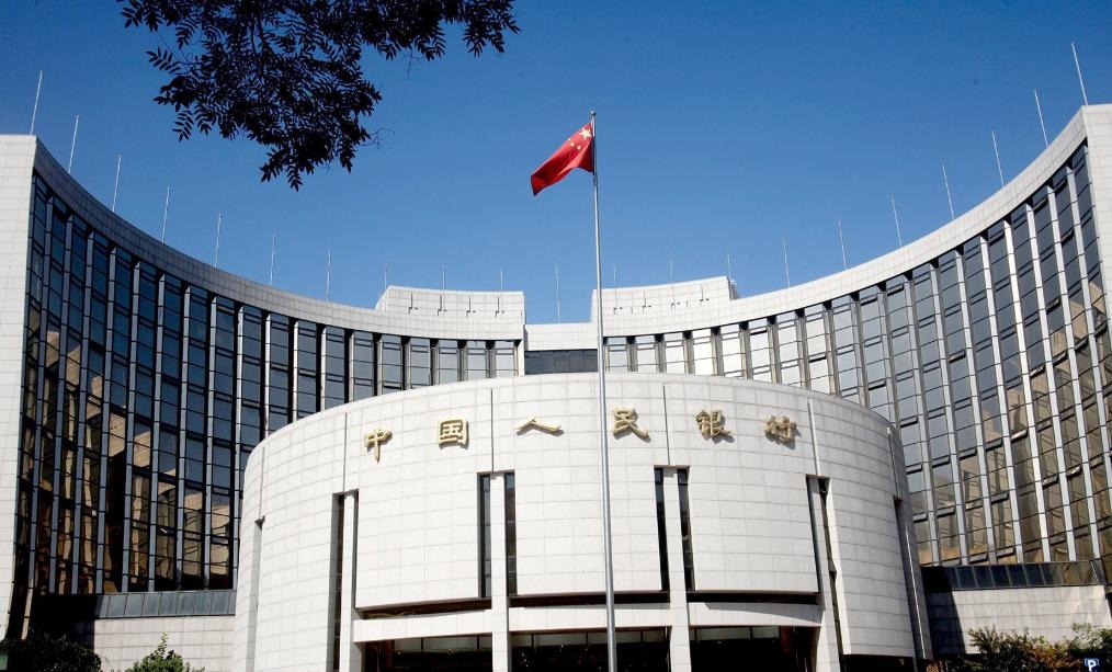 小G助手邀请码：人民币汇率跌破7.3，特朗普上任引发市场动荡与经济担忧