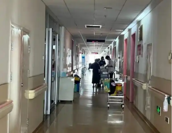 易评助手官网入口：山西15岁女孩产子事件，医生涉婴儿买卖引发法律与伦理争议