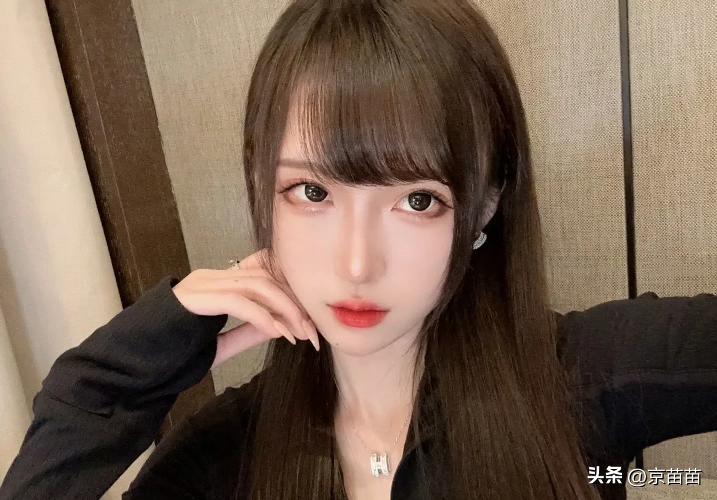 小Q助手靠谱吗：腐团儿，从小主播到行业标杆，展现真实与努力的魅力之路