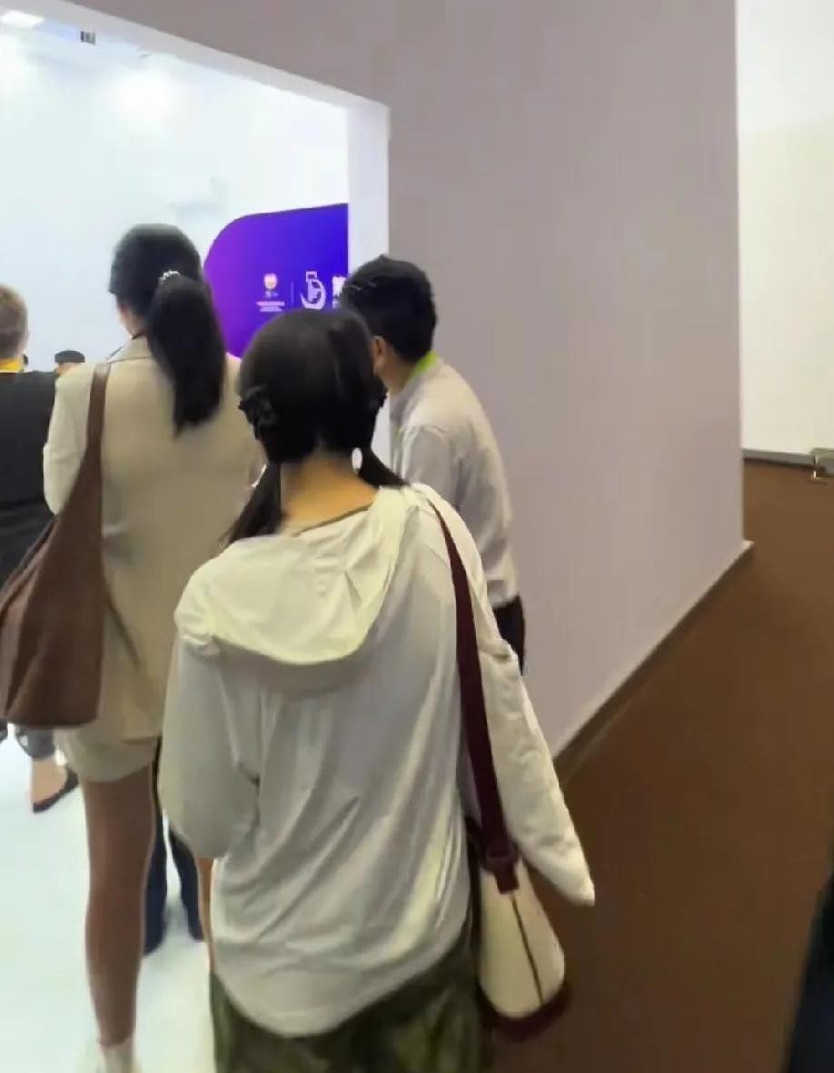 51助手官网入口：直播间变质检擂台，消费者成编外监工把关商品质量！