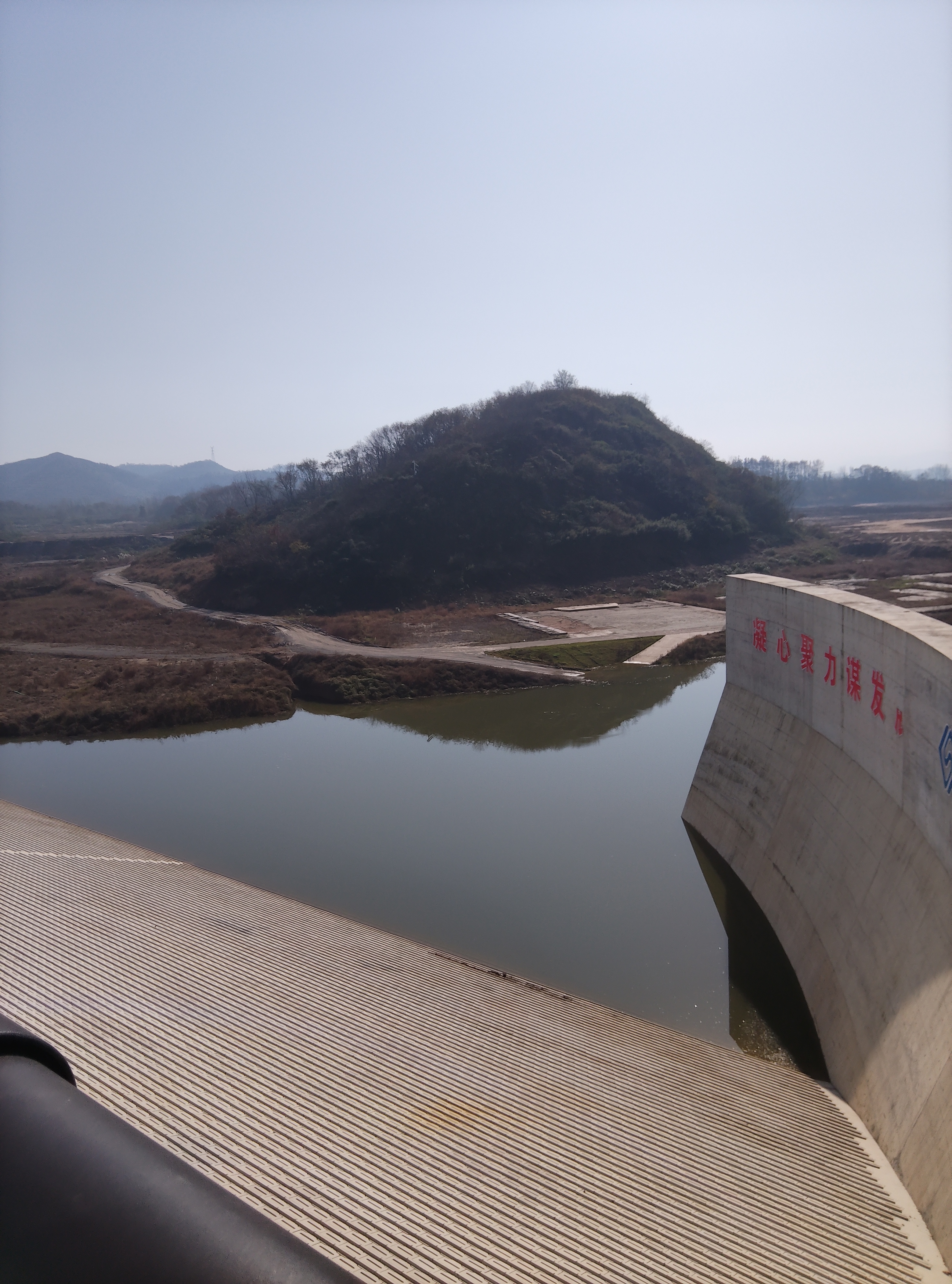 易评助手官网入口:袁湾水库建设进展,移民安置与生态发展的探索 易评助手官网入口:袁湾水库建设进展,移民安置与生态发展的探索