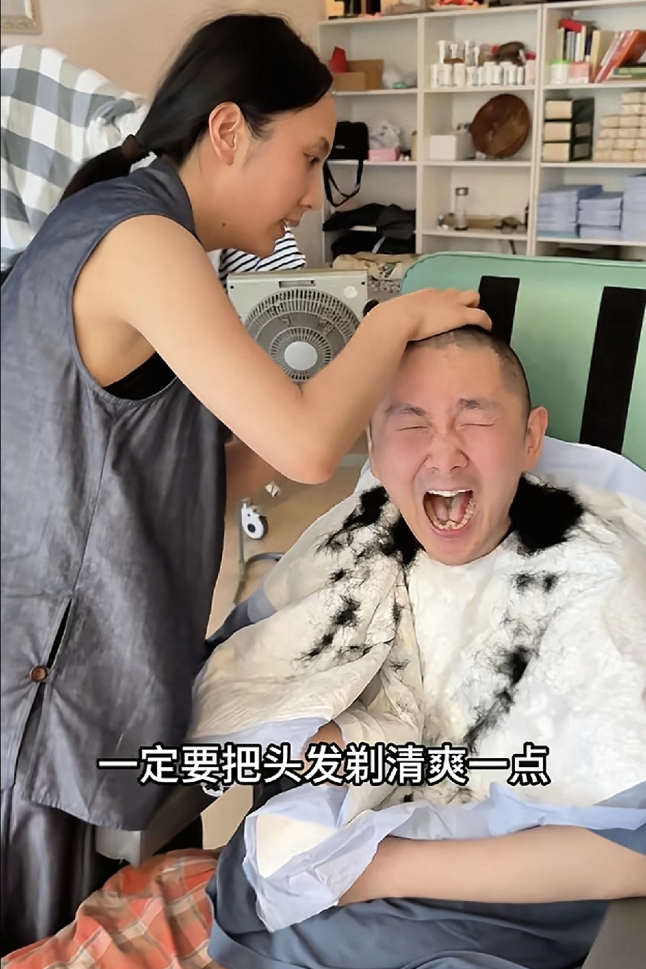 超评助手出评软件：刘宁的真实心思，照顾彭雅楼九年，流量与人情的抉择