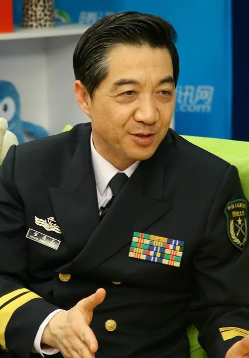 大白出评：中国军火销售排名第十，金灿荣与张召忠对国防投入的深刻反思