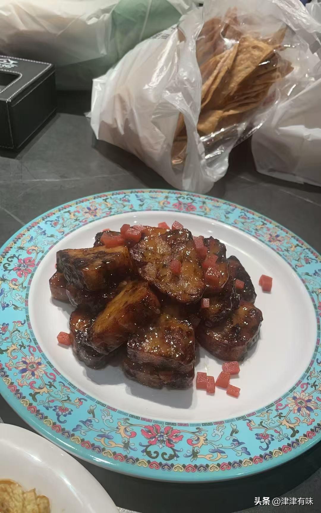 小评评助手小号：牛街鸦儿李记新店开业，优雅环境与美味菜品，价格合理值得尝试