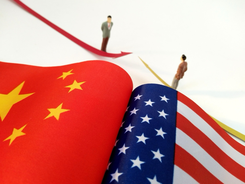 拼多多出评神器：巴菲特警告，贸易战无赢家，中国企业如何应对全球挑战？