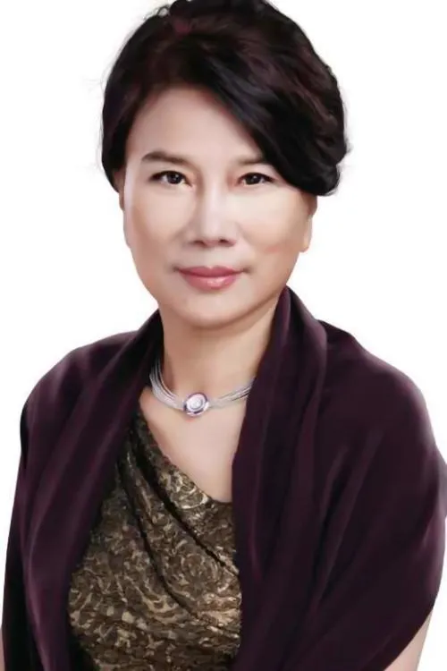 创新助手：董明珠，巾帼不让须眉的商界女杰，傲骨铸就辉煌之路！