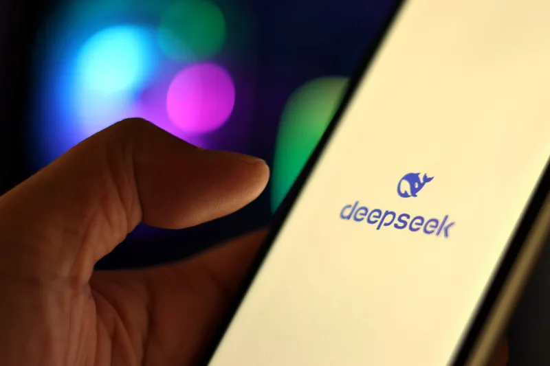 多多留评：利用DeepSeeK AI工具，打工人如何实现碎片时间的财富增值