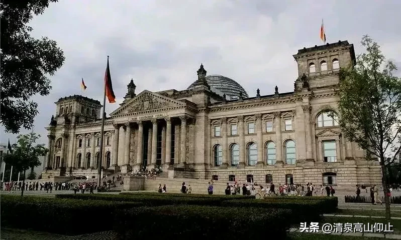小评评助手：特朗普与德国魏德尔，极右翼政党如何影响全球政治格局
