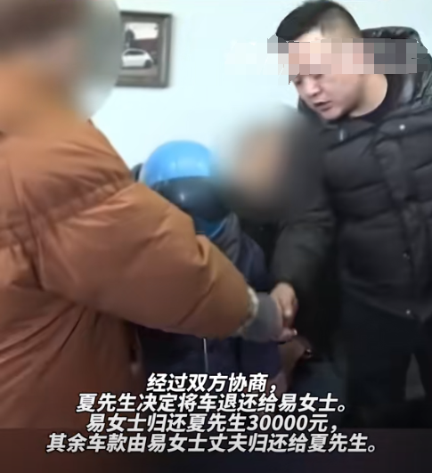 多多出评：女子卖车后反悔，90小时“住车”闹剧引发社会诚信反思