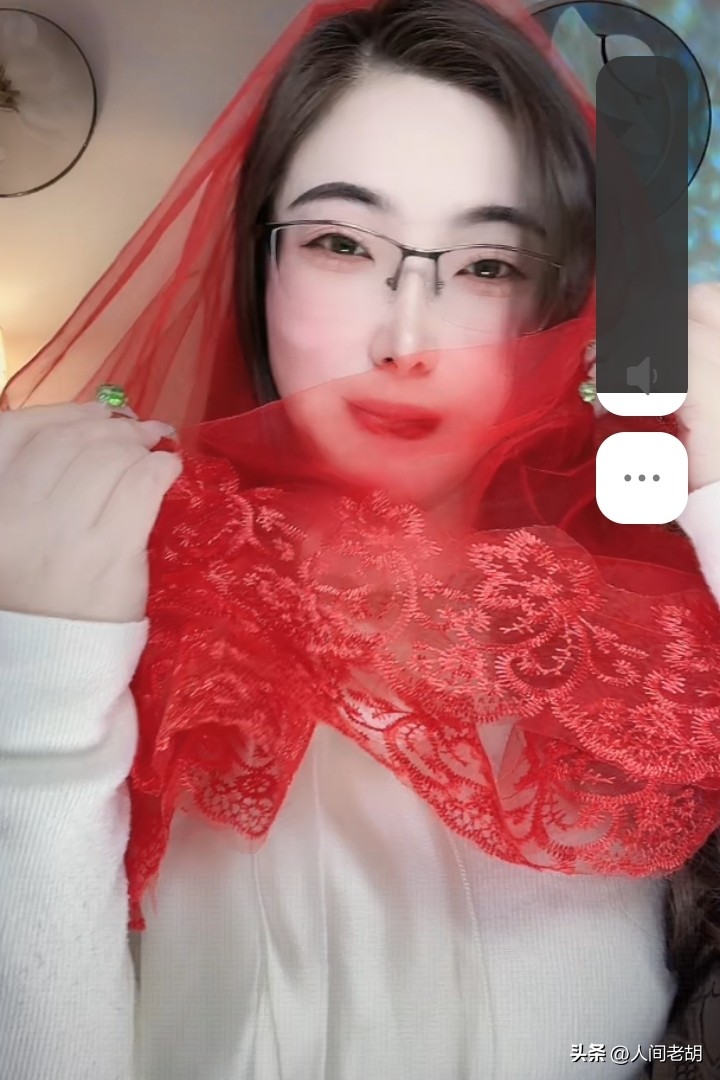 小C助手:偶遇直播间女神,从前妻的影子到魔幻梦魇的故事 小C助手:偶遇直播间女神,从前妻的影子到魔幻梦魇的故事