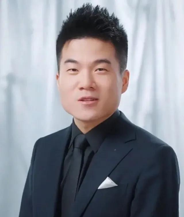 乐刷助手：李渊为何看不起刘邦？冯唐与董宇辉的历史对话解析