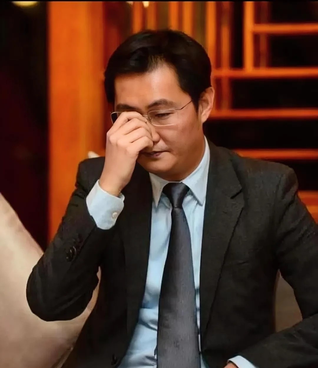 小评评助手最新版本：苹果若下架微信，微信的反击策略及用户支持解析