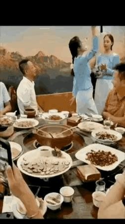 小评评助手软件官网：新能源汽车市场竞争激烈，企业盈利难题与风险并存的深度解析