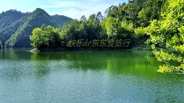 易评助手最新版本：抖音网红蓝战非账号封停，因炫富误导遭重罚与税务调查