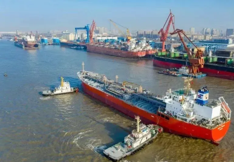 拼多多出评软件：中国经济回暖，外贸增长、苹果降价与618提前促销三大喜讯解析