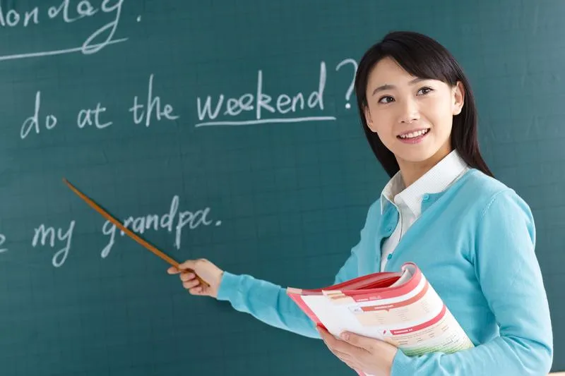 团粉助手：选学校与选老师，如何在教育中找到成功的最佳组合？