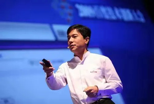星云助手：2025百度AI开发者大会，李彦宏演讲与智能技术全新创新亮点解析