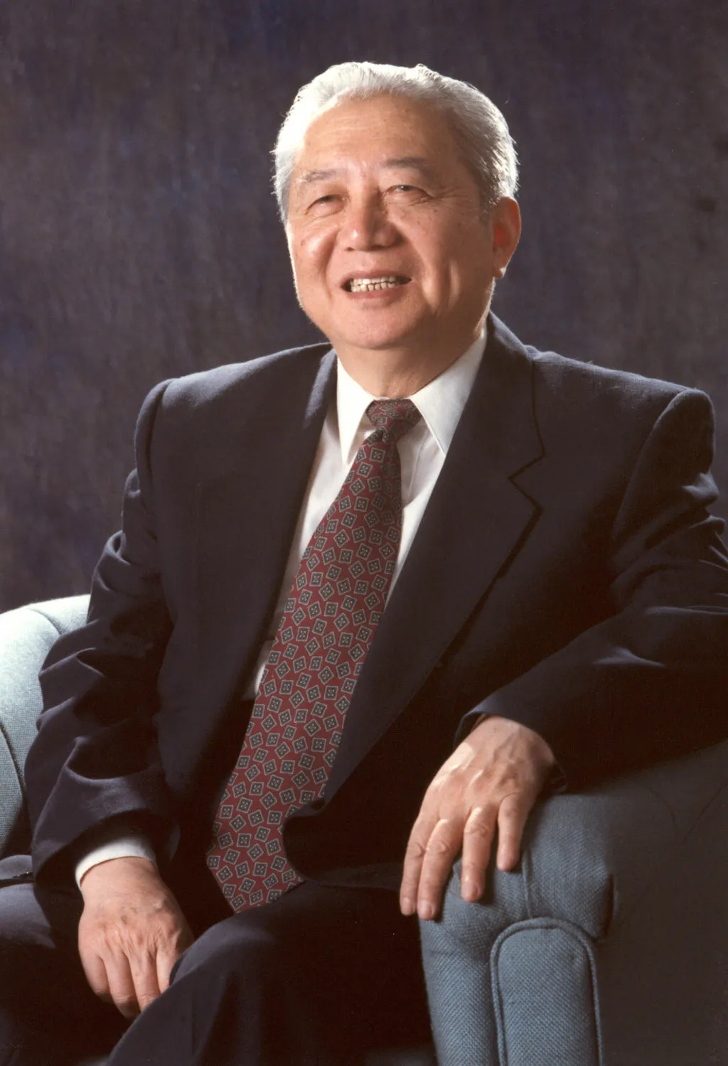 拼多多动销出评：闵恩泽，从绝望中崛起，推动中国己内酰胺自主生产的科技传奇