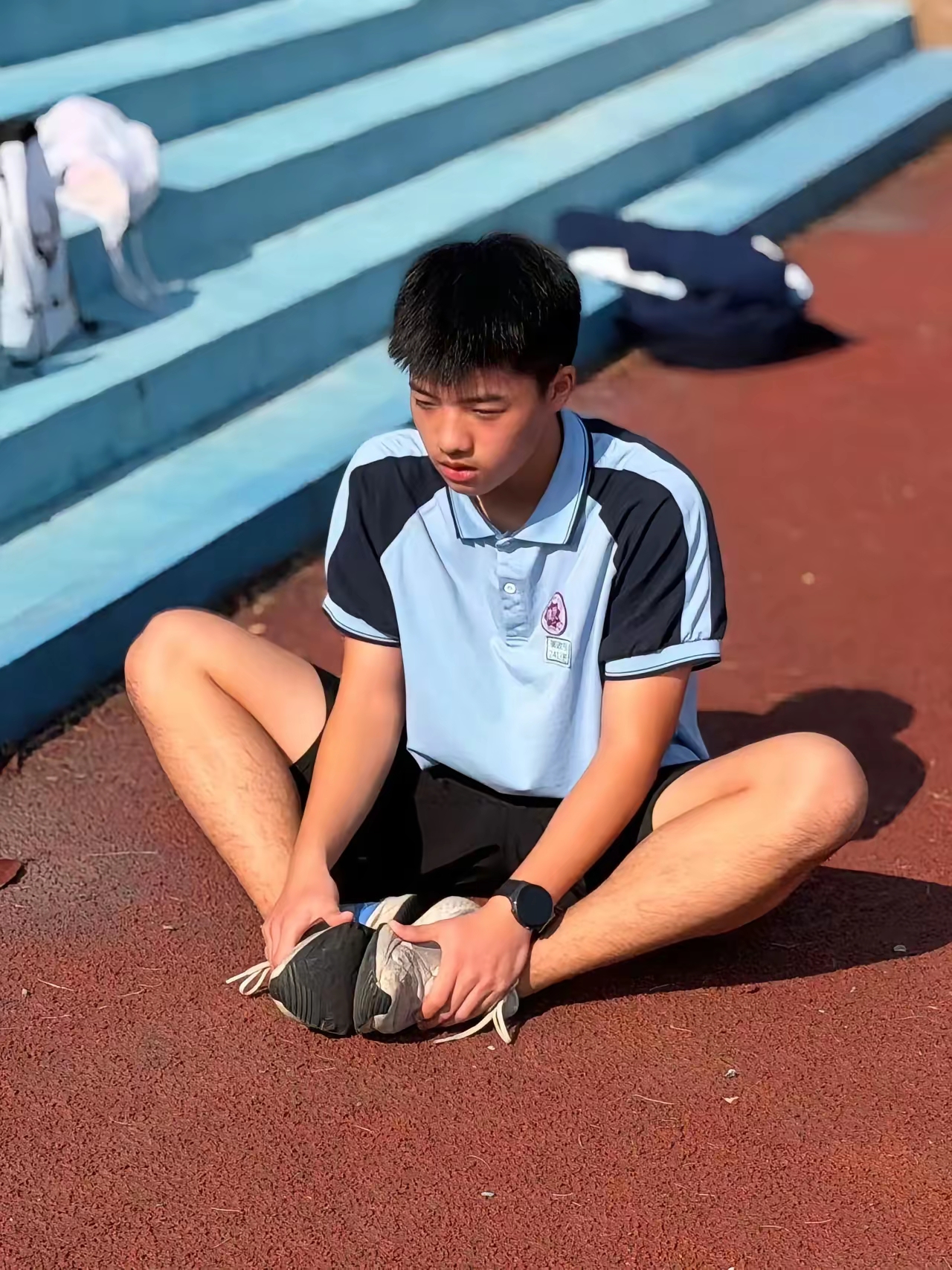 易评助手入口:小河边的芦笛声,自然中的朴素与心灵的共鸣 易评助手入口:小河边的芦笛声,自然中的朴素与心灵的共鸣