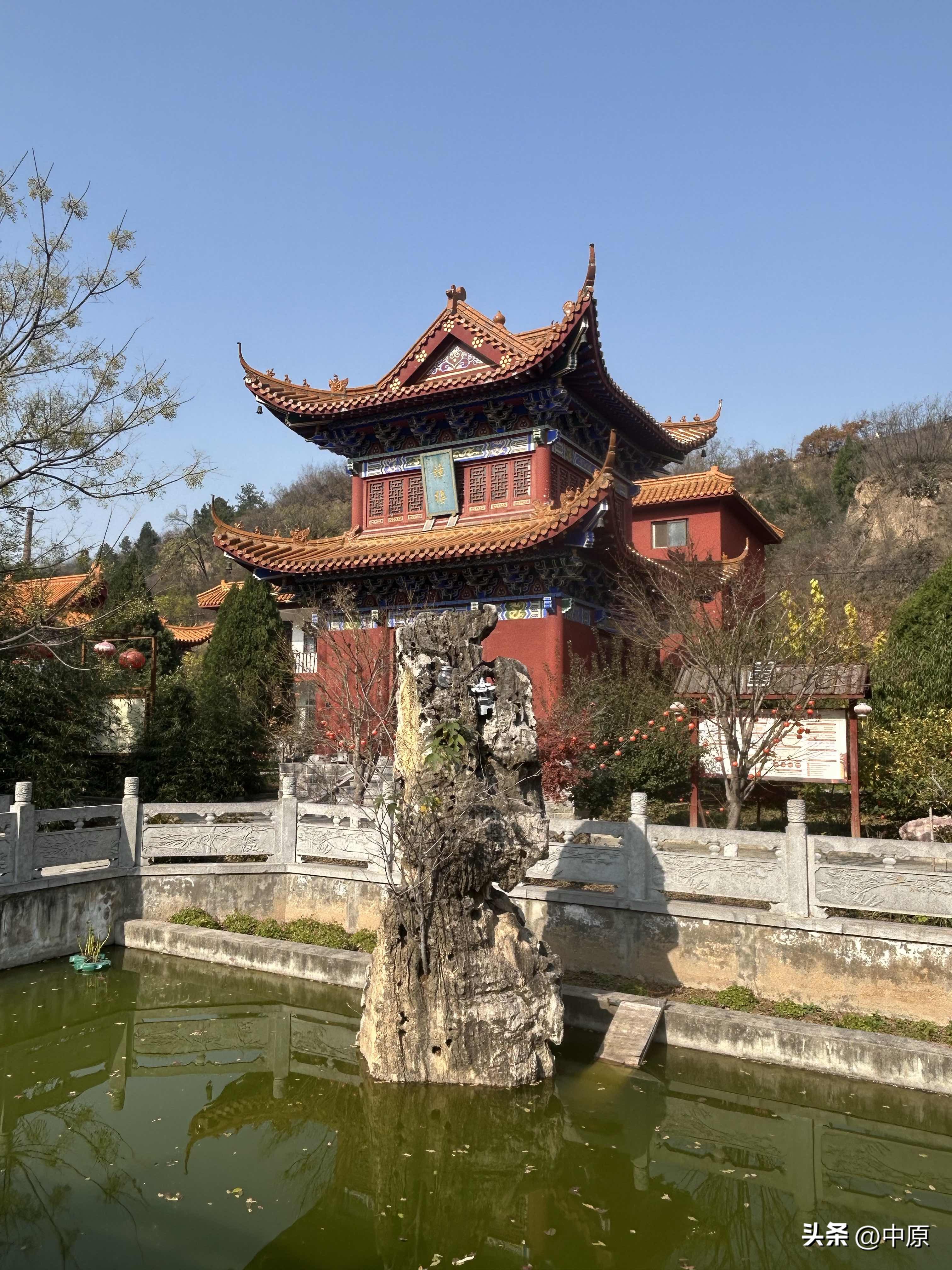 多宝助手：秋日探访竹林寺，感受千年古刹的宁静与灵动