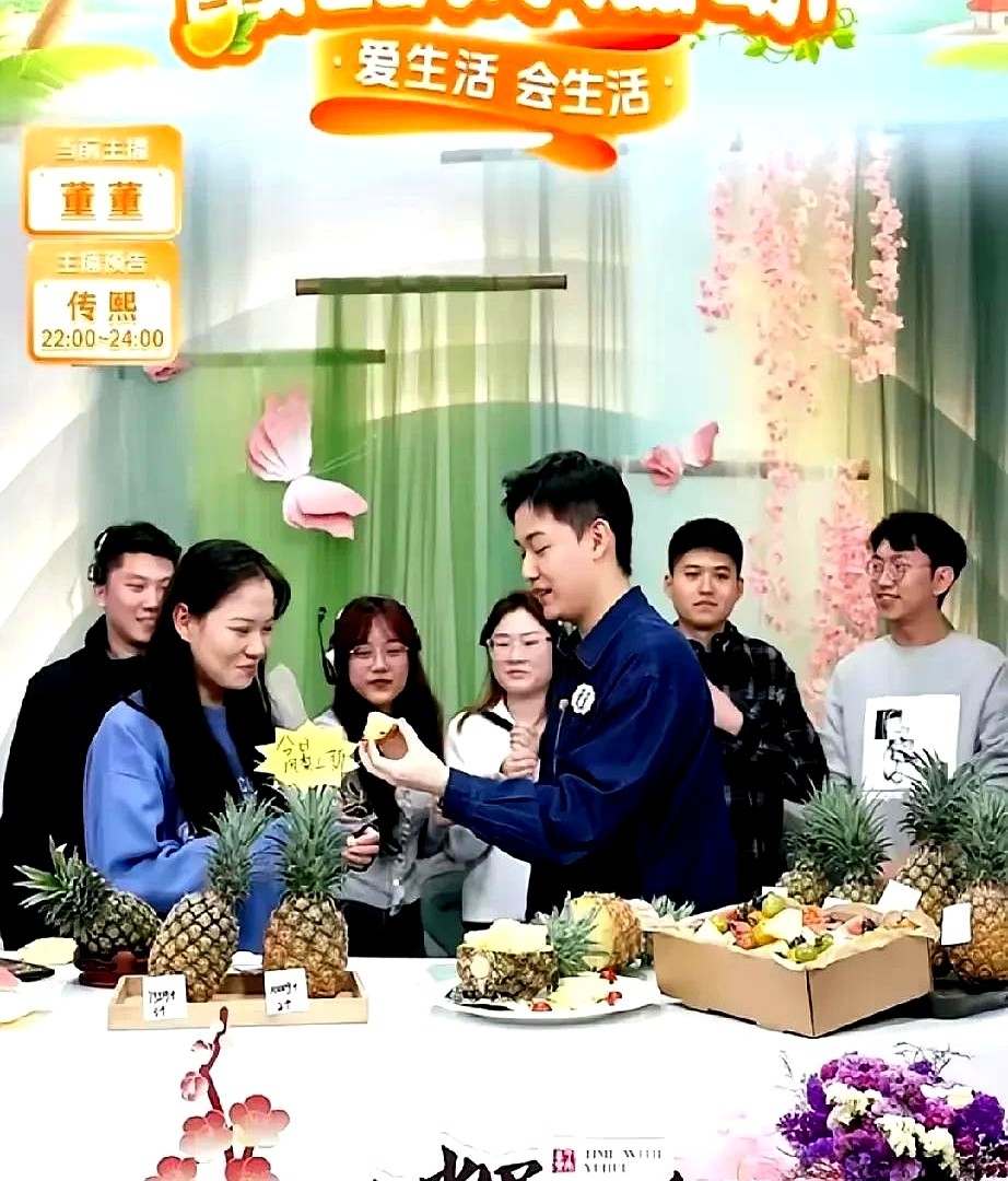 无名助手：直播行业模仿风潮，观众渴望主播魅力而非机械复制