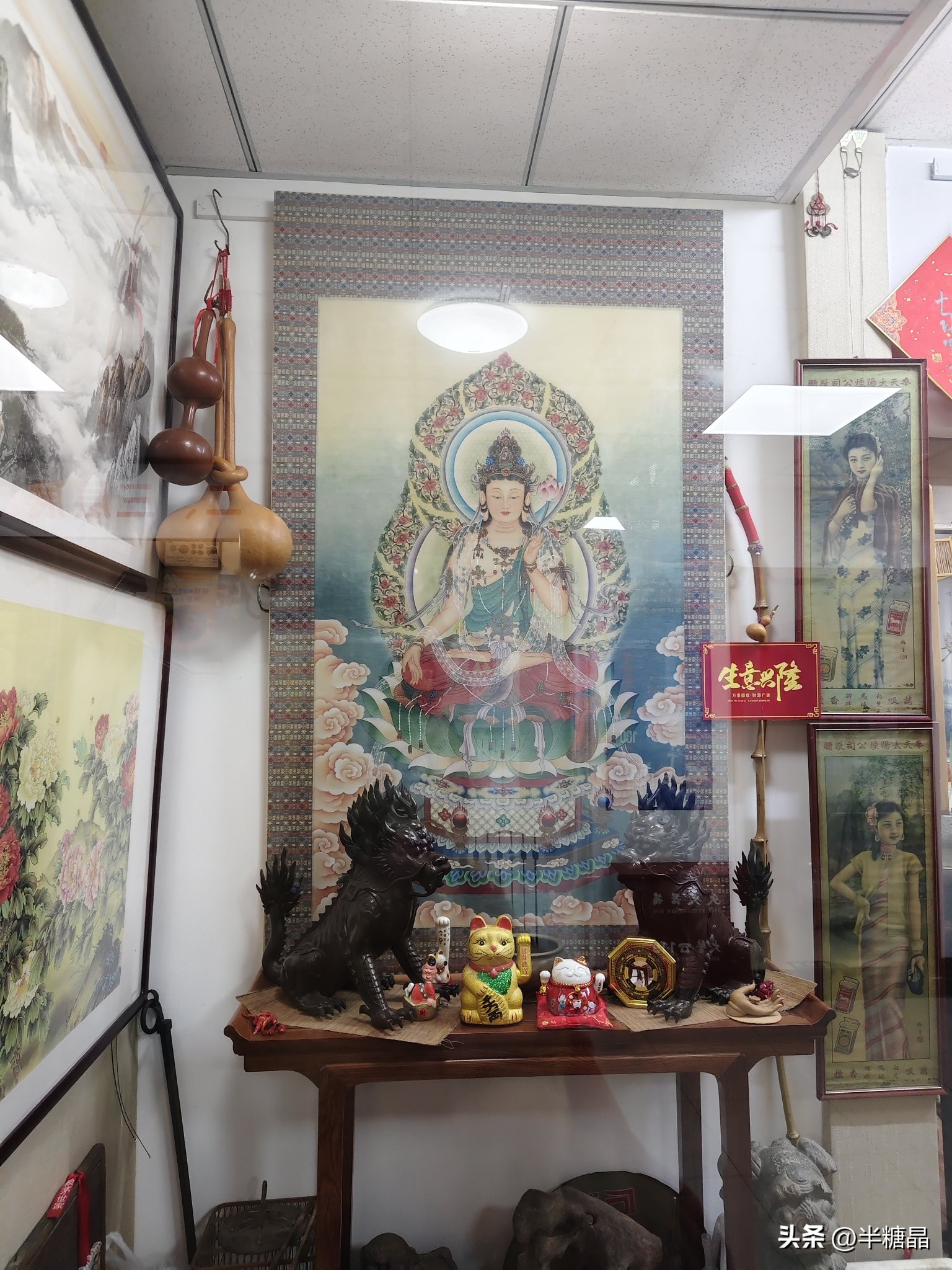 领航助手：琉璃厂西街趣游，探索钱币收藏与财富心理的秘密