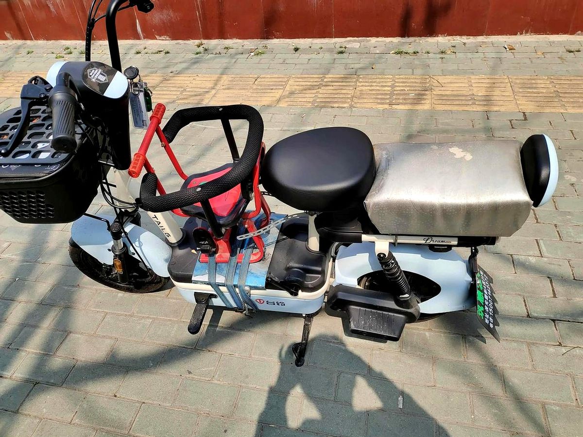 多成团助手：电动自行车价格战，消费者如何聪明比价与砍价技巧分享