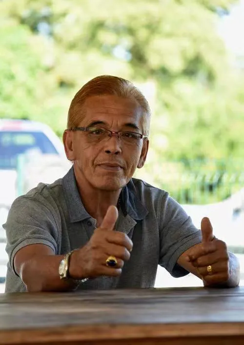 领先助手：富人如何用巧妙营销策略轻松赚钱，三招引流锁客秘诀揭秘