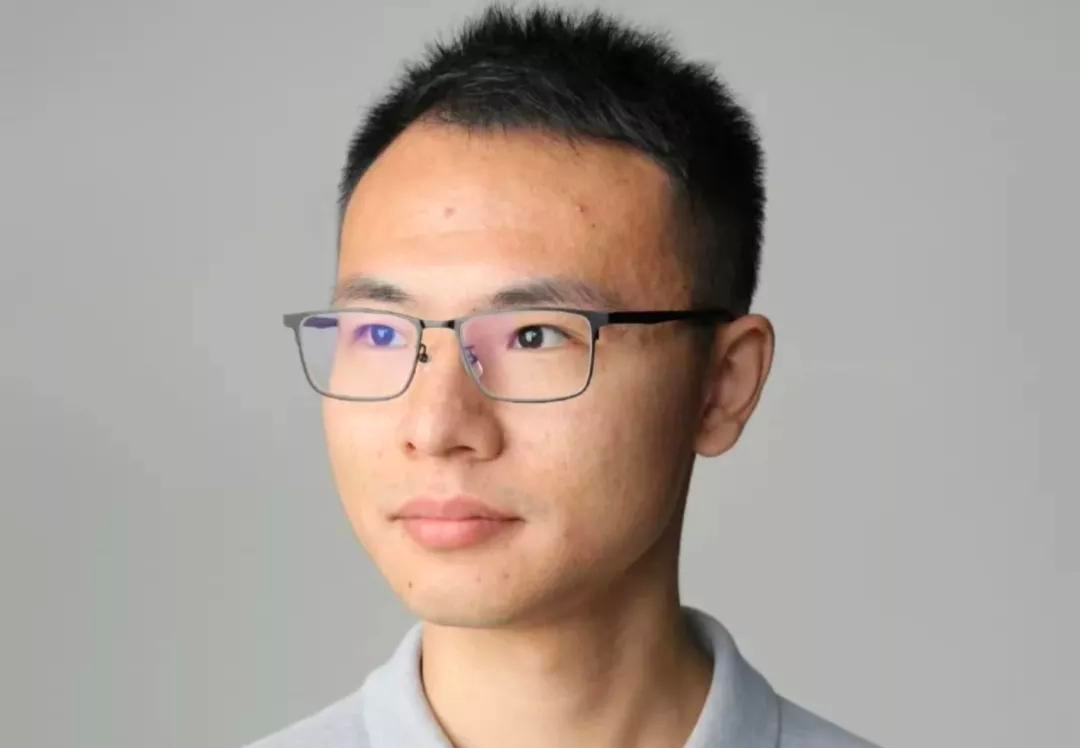 新快火助手下载安装：户晨风因言论被封号，平台监管加剧引发网友热议