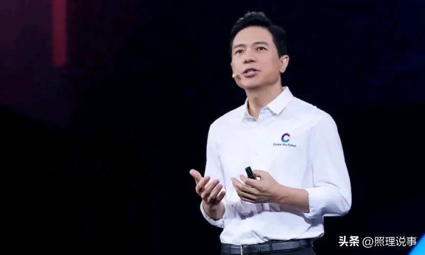 店销多多：2025年AI行业将迎来应用井喷与技术创新新潮流