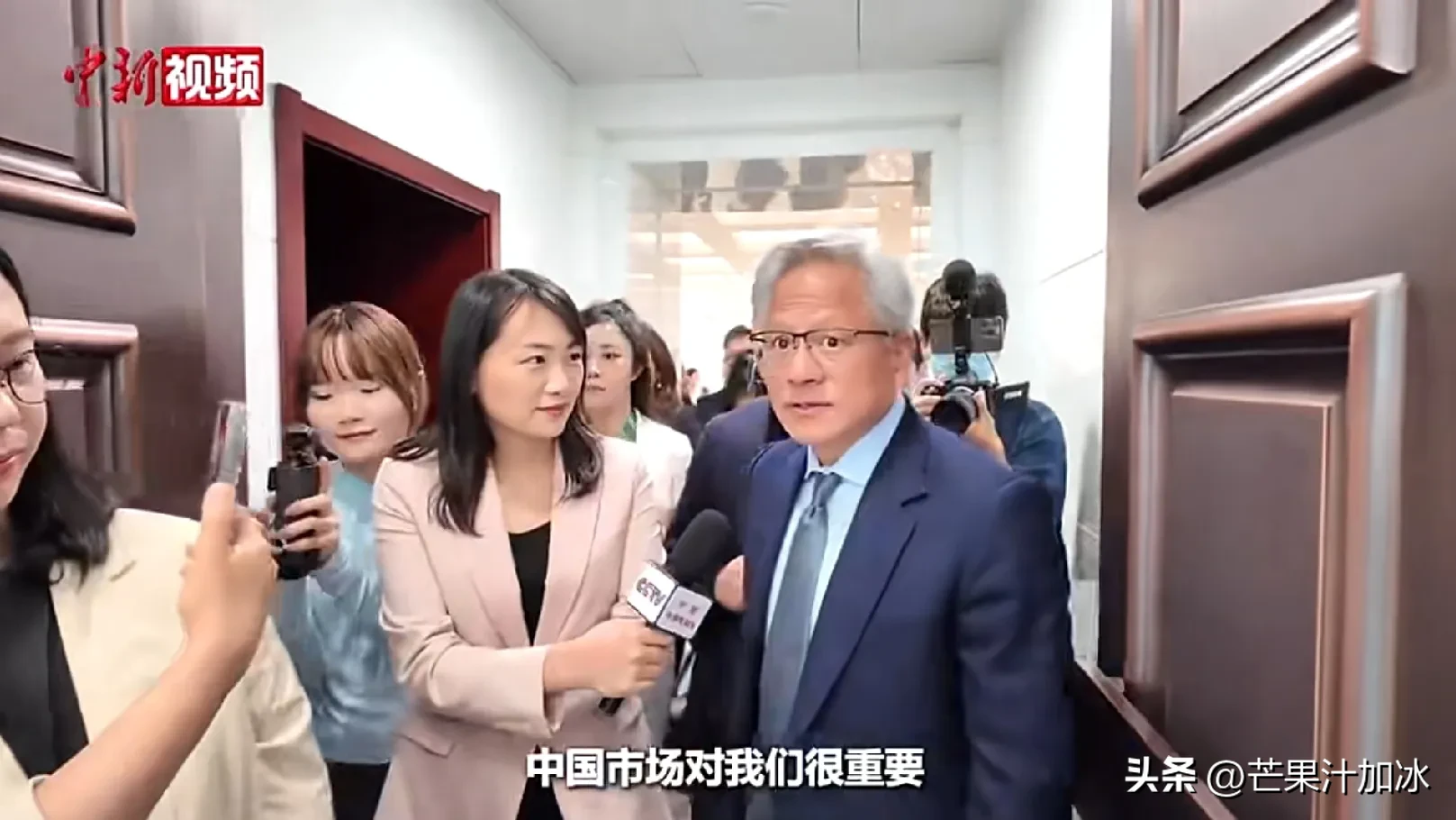 拼多多出评神器使用方法：英伟达CEO黄仁勋示好中国背后的深层原因与半导体存储技术的突破
