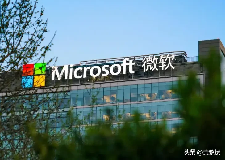 上评助手最新版本：手机电脑行业新变局，华为鸿蒙系统挑战Windows，苹果降价应对冲击