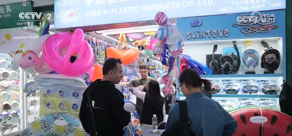 快火助手教程：高温消暑水上运动热潮 兴起桨板等装备销售新机遇