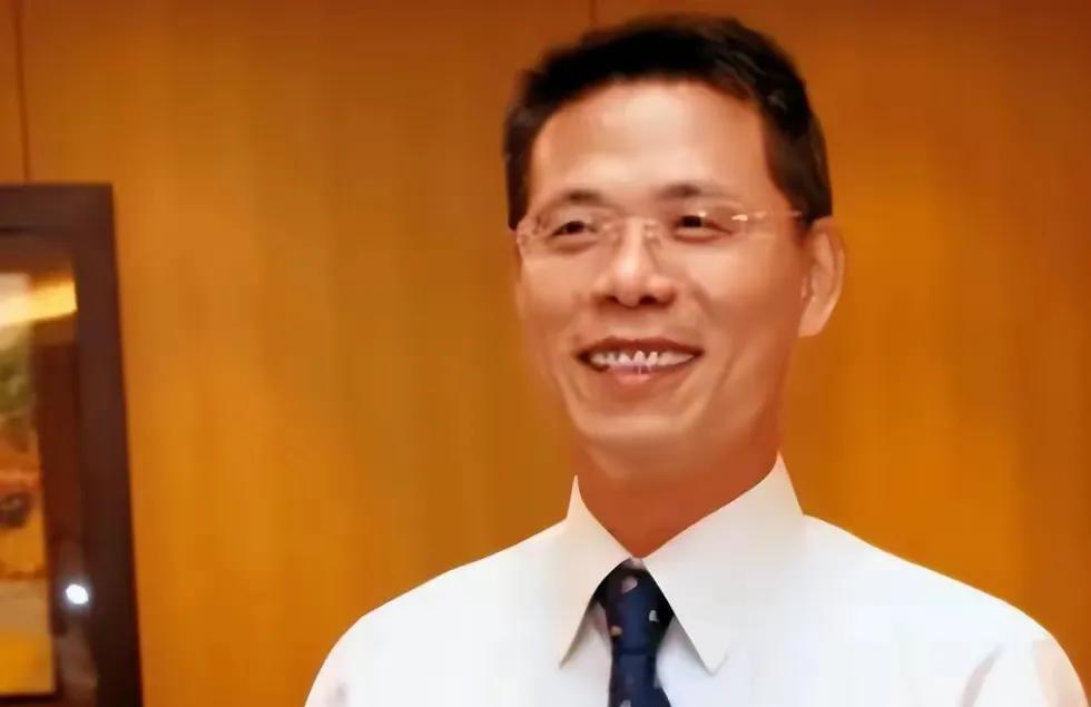 超单助手：跨国科技暗战，台湾工程师遭美方通缉，中国芯片崛起的背后故事